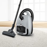Bosch Serie 6 BGB6X330 aspirapolvere 4 L Aspirapolvere cilindrico Secco 600 W Sacchetto