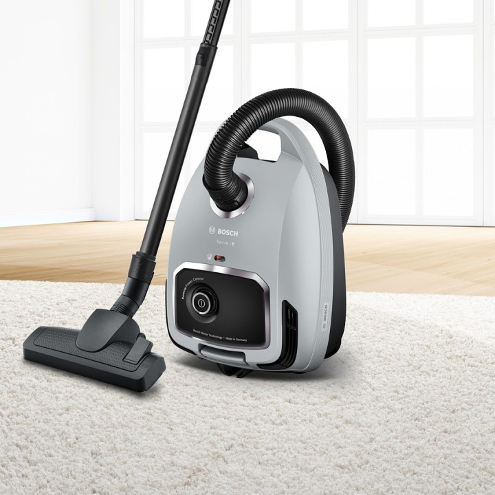 Bosch Serie 6 BGB6X330 aspirapolvere 4 L Aspirapolvere cilindrico Secco 600 W Sacchetto