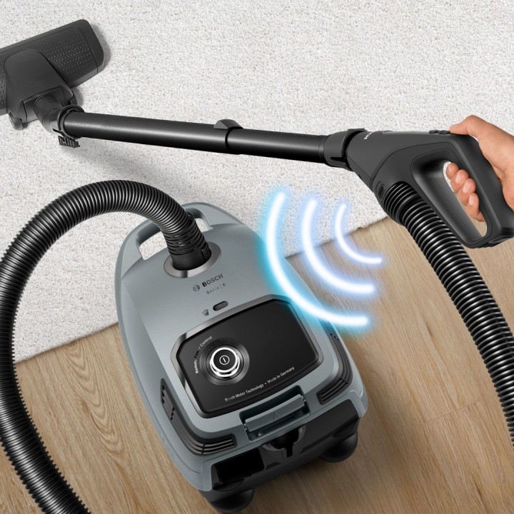 Bosch Serie 6 BGB6X330 aspirapolvere 4 L Aspirapolvere cilindrico Secco 600 W Sacchetto