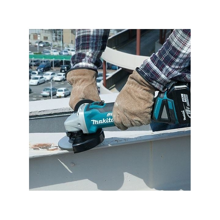 Makita DGA504Z Smerigliatrice angolare a batteria 125mm Li-ion LXT 18V senza batteria