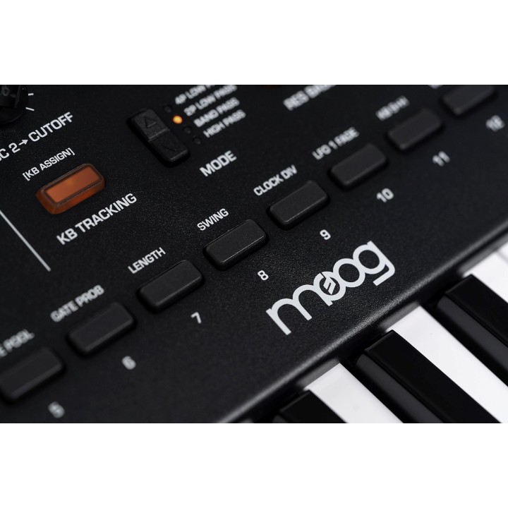 MOOG Messenger - sintetizzatore a tastiera analogico monofonico