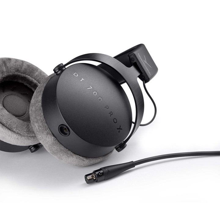 Beyerdynamic DT 700 Pro X Cuffie Cablate Fascia Palco/Studio Nero