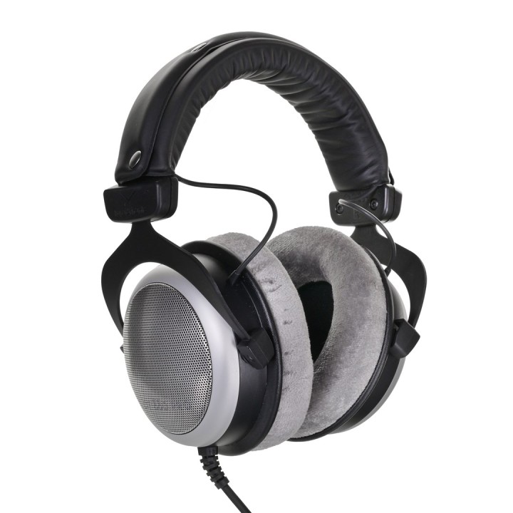 BeyerdynamicDT 880 PRO - cuffie da studio semiaperte 250 ?
