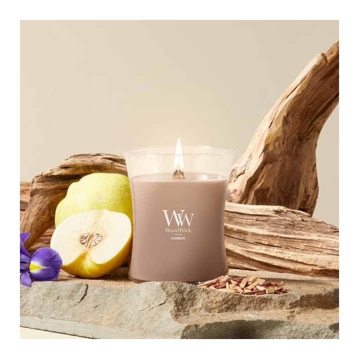 Candela profumata media WOODWICK Cashmere 1 pezzo