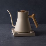 Fellow Stagg EKG PRO 900ml bollitore elettrico in beige sesamo con manico in legno
