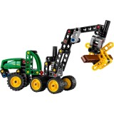 LEGO TECHNIC 42218 John Deere 1470H Mietitrice su Ruote