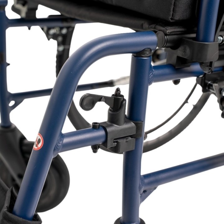 Sedia a rotelle in lega leggera NAVY1 46 cm