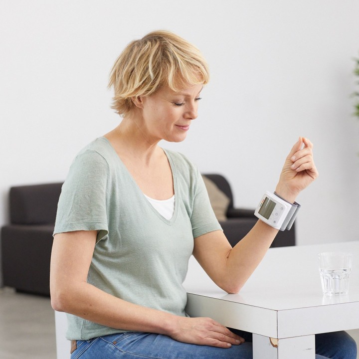 Medisana BW 320 misuratore di pressione da polso automatico 2 utenti
