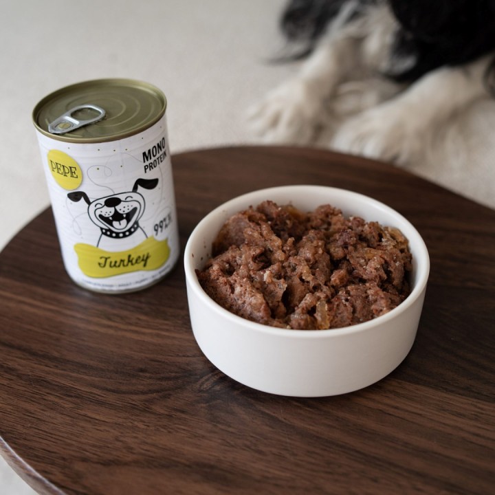 PAKA ZWIERZAKA PEPE Tacchino mono - cibo umido per cani - 800g