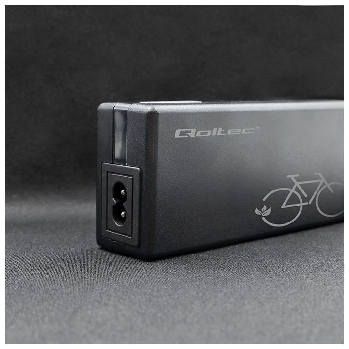 Qoltec 50761 caricabatterie per batterie e-bike 36V | 42V | 2A | 5.5*2.5