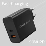 Qoltec 52381 Caricabatterie superrapido PD | 1xUSB-C | 1xUSB| 90W | 5-20V | 2.4-4.35A | nero