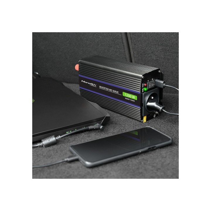 Qoltec Monolith Alimentatore/invertitore auto/interno 600 W nero