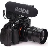 RODE VIDEOMIC PRO R Microfono nero per fotocamera digitale