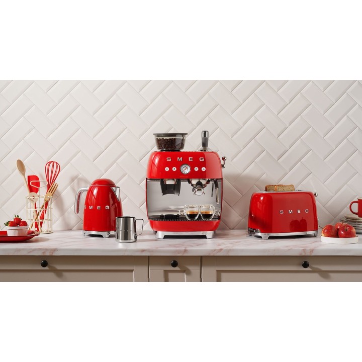 Smeg KLF03RDEU Bollitore elettrico 1.7 l 2400 W Rosso