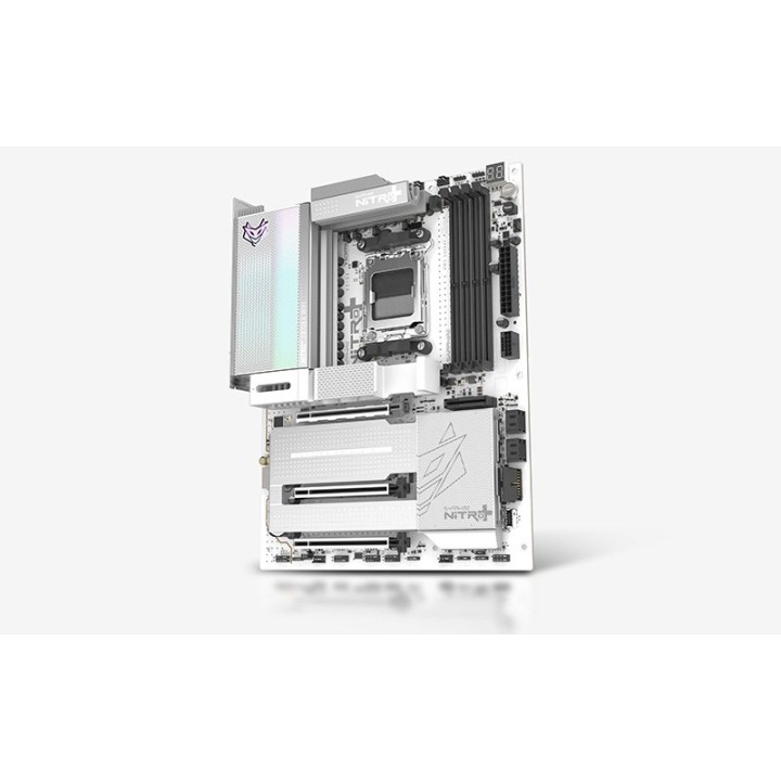 SAPPHIRE NITRO+ X870EA PHANTOMLINK P.E Scheda madre