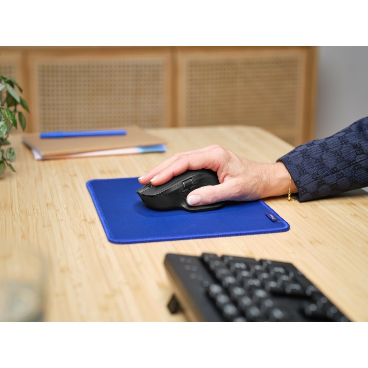 Trust Ozaa+ mouse ufficio destrorso RF Wireless + Bluetooth ottico 3200 DPI