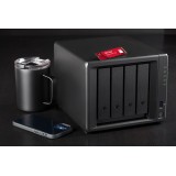 Western Digital Rosso WD ™ SN700 NVMe™ POWERED BY SANDISK 2 TB