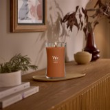 WoodWick Candela in cera Fumo di zafferano Cilindro marrone 1 pz