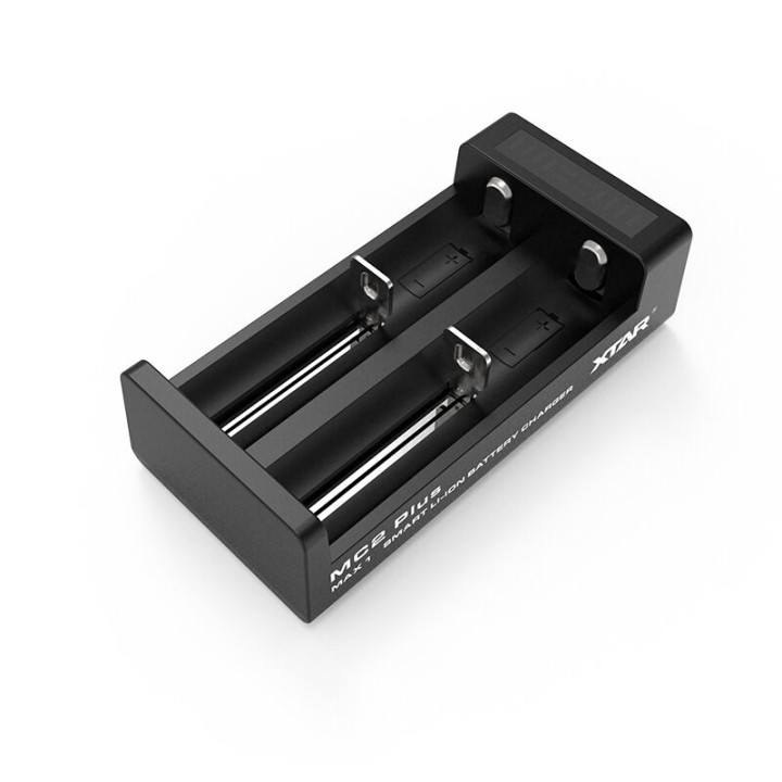 Caricabatterie per batterie Li-ion cilindriche 18650 Xtar MC2 PLUS