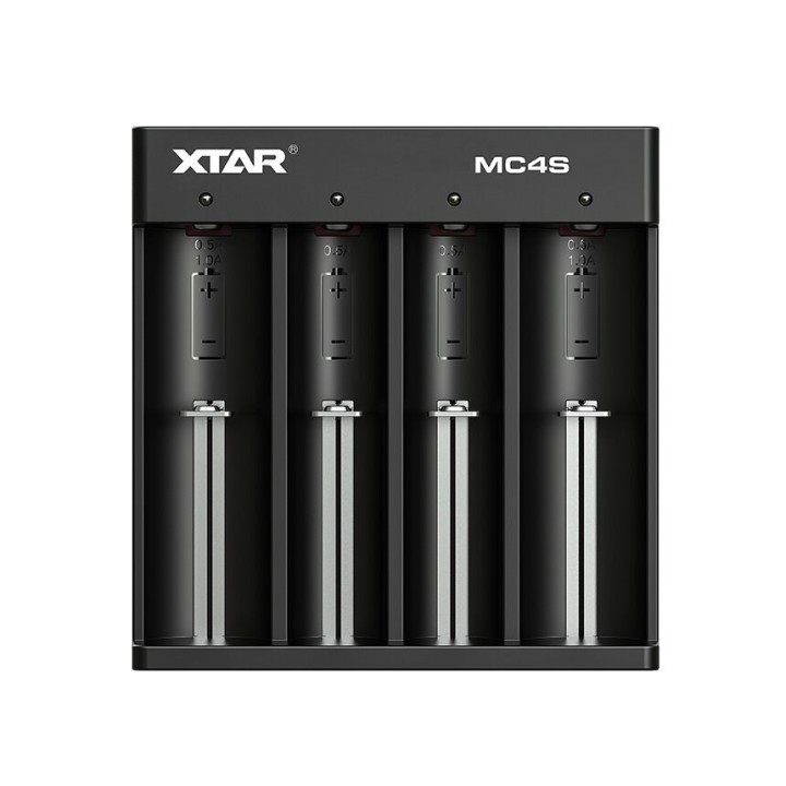Caricabatterie per batterie Li-ion cilindriche batteries18650 / NiMH Xtar MC4S