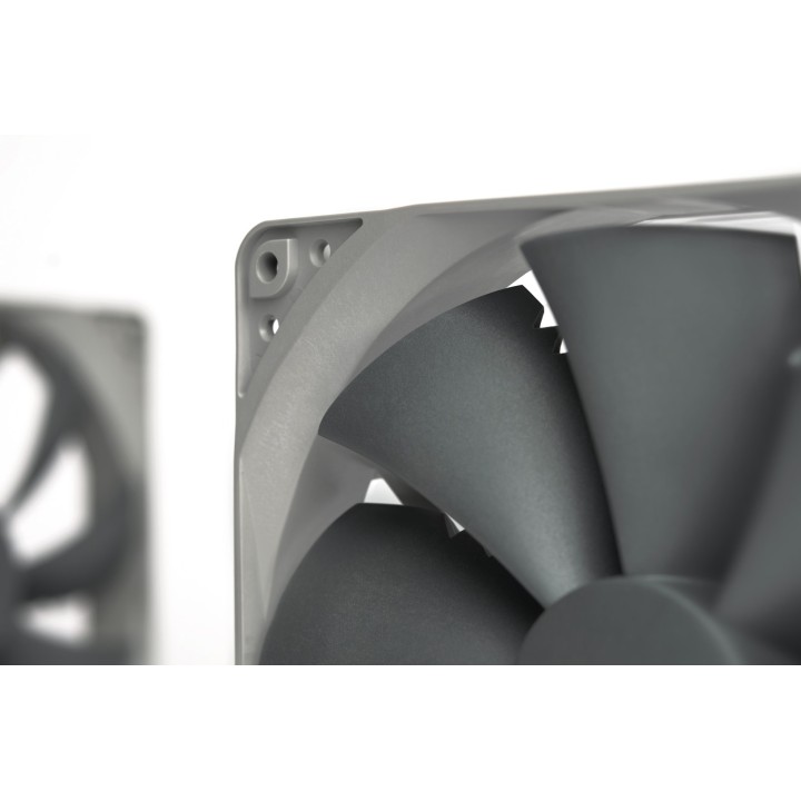 Noctua NF-P14S REDUX-1500 PWM Sistema raffreddamento computer Ventola case per PC 14 cm Grigio