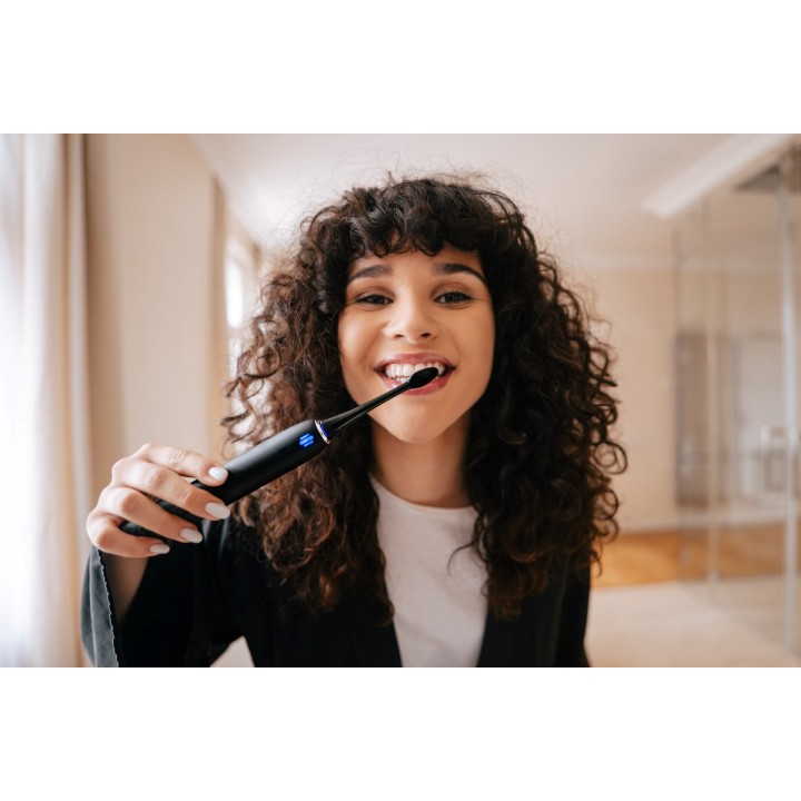 TrueLife SonicBrush Clean70 UV spazzolino sonico nero