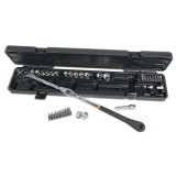 Beta 1477/C38 Kit chiave a cricchetto orientabile con bussole ribassate per tendicinghia 014770338