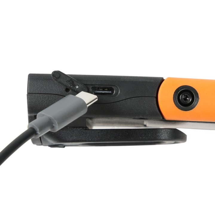Beta 1838COMPACT Lampada a LED compatta ricaricabile 018380011