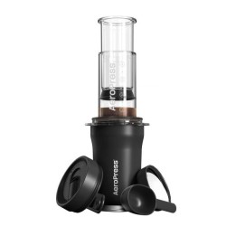 Caffettiera AeroPress Go Plus con tazza termica nera
