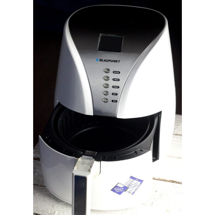 Blaupunkt AFD601 friggitrice singola 4 L autonoma 1500 W friggitrice bianca