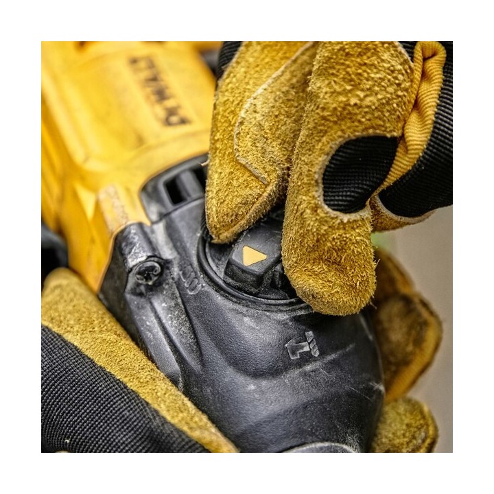 DeWALT D25134K-QS martello perforatore 800 W senza mandrino