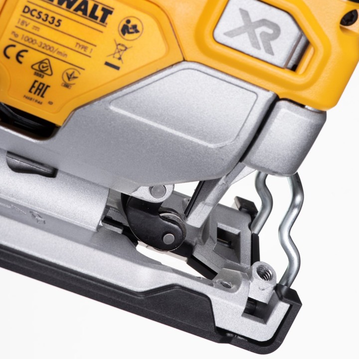 SEGHETTO ALTERNATIVO CON IMPUGNATURA DEWALT DCS335N-XJ