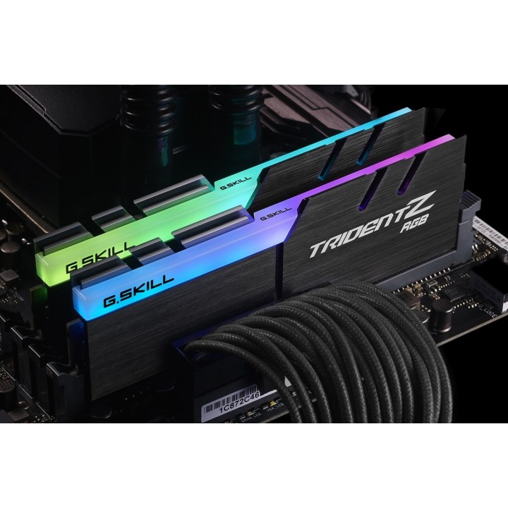 Modulo memoria G.Skill Trident Z RGB F4-3200C16D-16GTZR 16 GB 2 x 8 GB DDR4 3200 MHz