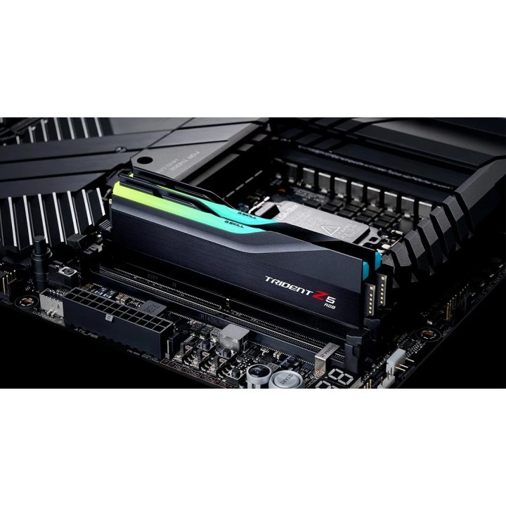 Modulo di memoria G.Skill Trident Z5 RGB F5-6000J3444F64GX2-TZ5RK 128 GB 2 x 64 GB DDR5 5600 MT/s