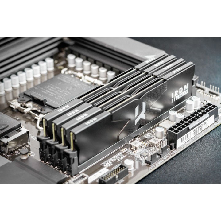 Modulo di memoria Goodram IRDM DDR5 IR-5600D564L36/32G 32 GB 1 x 32 GB 288-pin DIMM