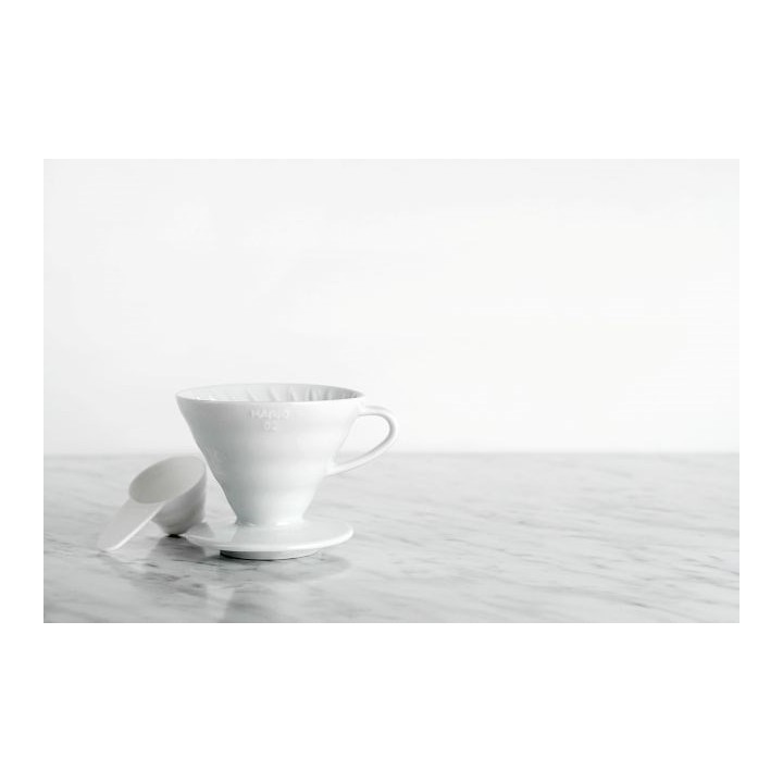 HARIO V60-02 Gocciolatoio ceramica bianca