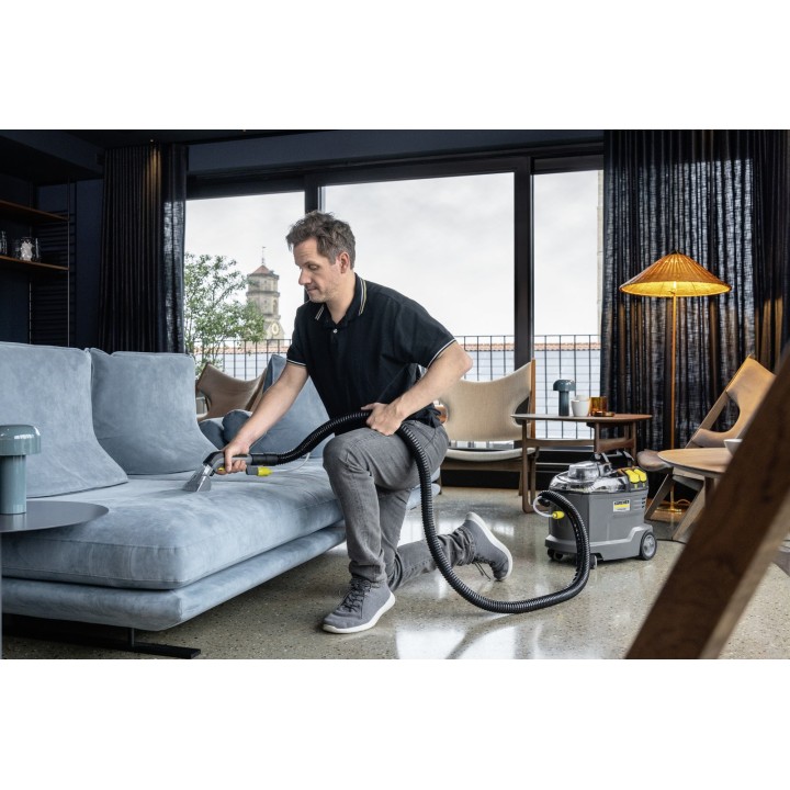 Kärcher Puzzi 8/1 Aspirapolvere bidone Bagnato 1200 W Senza sacchetto 1.100.240.0